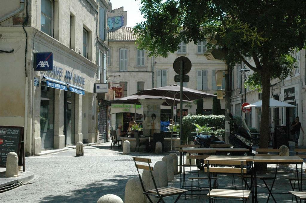 21 Bis Rue De La Croix Appartement 亞維農 外观 照片